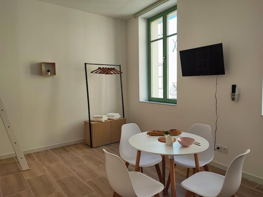 Escale Entre Cite Et Bastide Clim Wifi Smart Tv Apartment Carcassonne Bagian luar foto