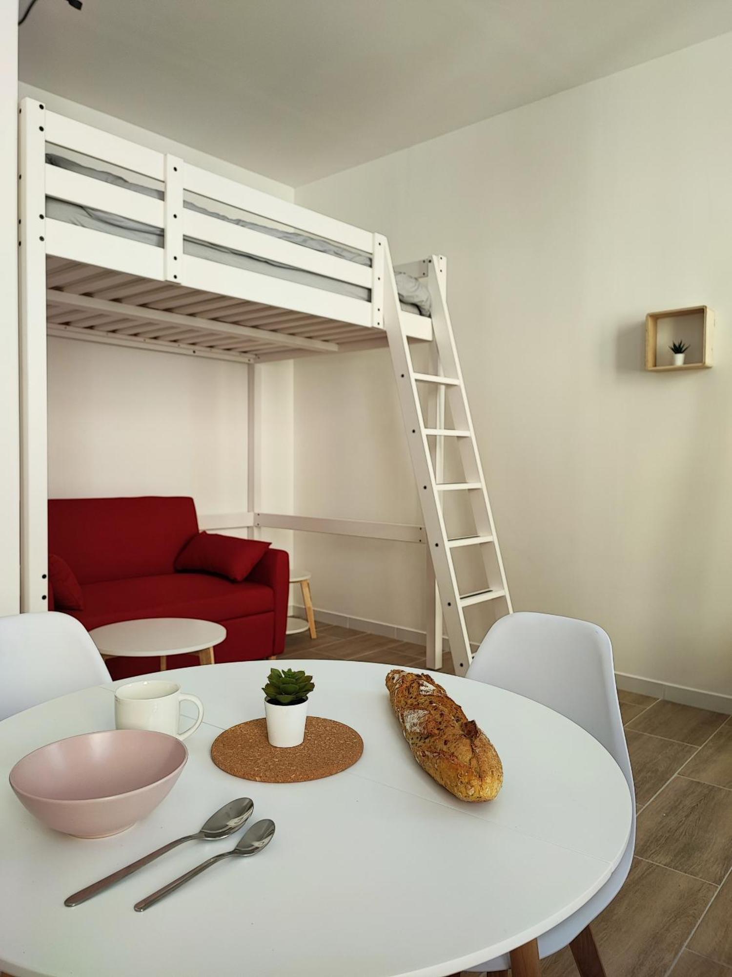 Escale Entre Cite Et Bastide Clim Wifi Smart Tv Apartment Carcassonne Bagian luar foto